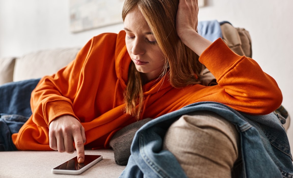 8 RAZLOGA ZAŠTO TINEJDŽERI LAŽU I SAVETI KAKO DA REAGUJETE