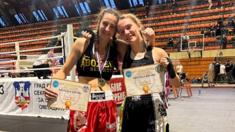 Uspeh učenica naše škole na takmičenjima u raketnom modelarstvu i kik boksu